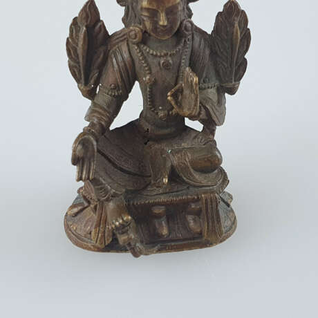 Miniaturfigur des Avalokiteshvara (Khasarpani Lokeshvara) - photo 3