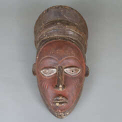 Afrikanische Holzmaske