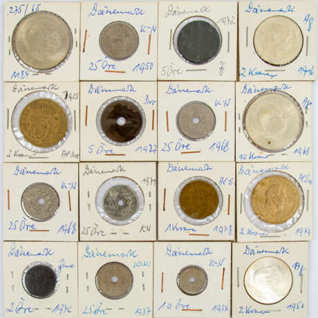 Dänemark - Konvolut von 55 verschiedenen Münzen, - photo 2