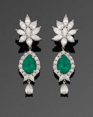 Paar glamouröse kolumbianische Smaragdohrgehänge - Foto 1