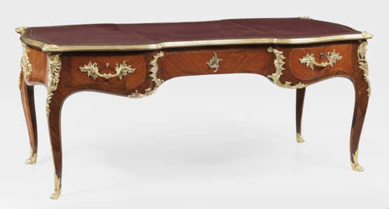 Großes signiertes Louis XV-Bureau plat - photo 1