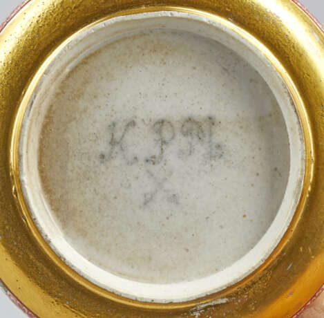 Seltene frühe Goldfond-Teekanne mit Indianischem Blumendekor - photo 2