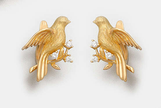 Paar Vogel-Ohrringe mit Diamanten - фото 1