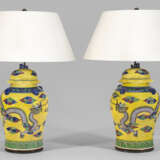 Paar chinesische Deckelvasen als Tischlampen montiert - photo 1
