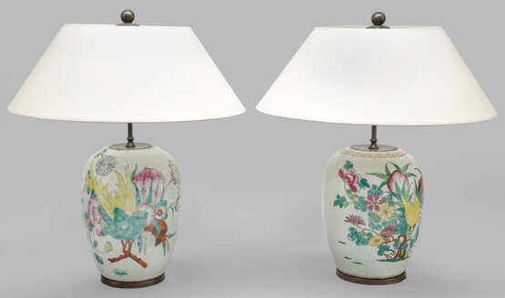 Paar chinesische Famille rose-Vasen als Tischlampen montiert - photo 1