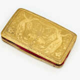 Geldbörse in Form einer prächtigen Golddose - Paris oder London, um 1843 - Foto 2