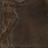 NUSS, KARL ULRICH (geb. 1943), Bronzerelief "Frauen und Männer", - photo 2