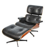 RAY & CHARLES EAMES "Lounge Chair mit Ottomane" - photo 2