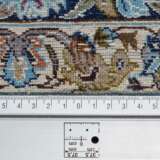 Orientteppich. ISFAHAN/PERSIEN, 20. Jh., 245x155 cm. - photo 4