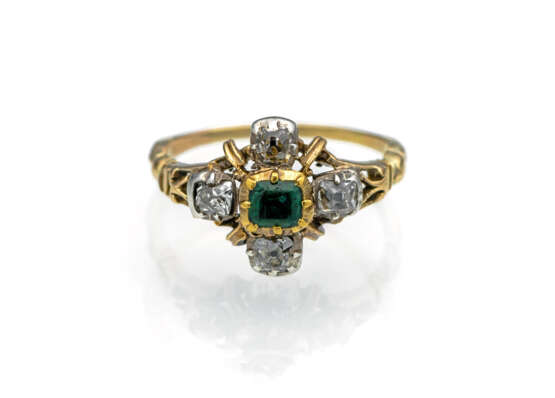 Ring mit Diamanten und Smaragd - Foto 1