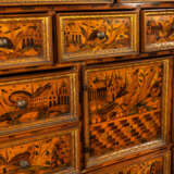 Seltenes Renaissance-Kabinett mit feiner Landschafts- und Vogelmarketerie - photo 9