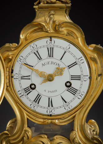 Prachtvolle Louis-XV-Pendule - photo 2