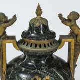 Paar Baluster-Vasen mit Bronzemontierung - photo 3