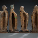 Bedeutende Spätgotische Gruppe von sechs Aposteln und drei weiblichen Heiligen - photo 4