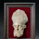 Kopf eines Bischofs - Foto 1