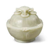 A WHITE JADE ‘ZODIAC ANIMALS’ BOWL AND COVER - фото 1