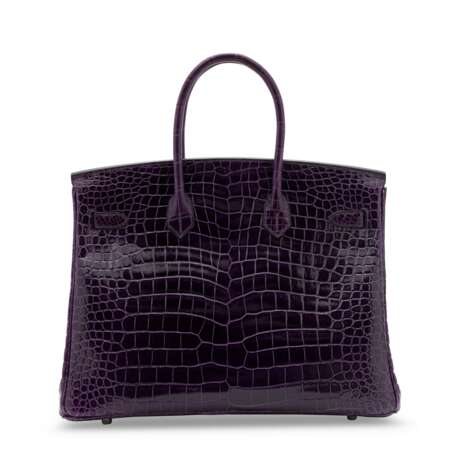 A SHINY AMÉTHYSTE POROSUS CROCODILE BIRKIN 35 WITH GOLD HARDWARE - Foto 3