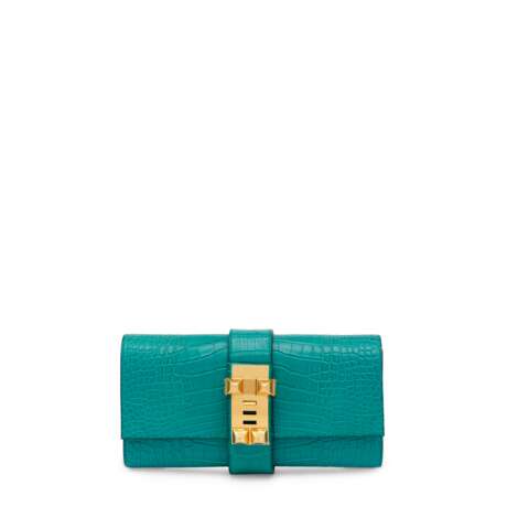 A MATTE BLEU PAON ALLIGATOR MÉDOR CLUTCH WITH PALLADIUM HARDWARE - Foto 1