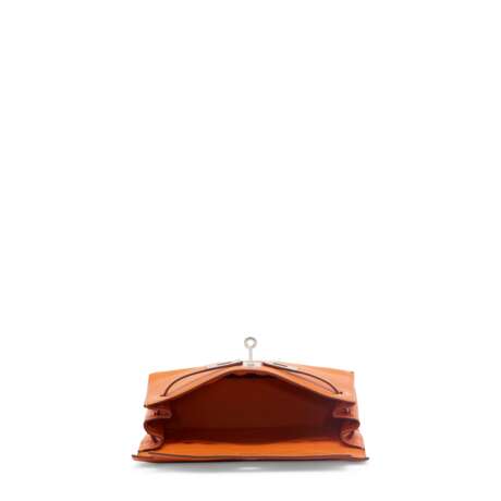 AN ORANGE SWIFT LEATHER KELLY DANSE WITH PALLADIUM HARDWARE - photo 5