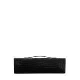 A SHINY BLACK KELLY CUT CLUTCH WITH PALLADIUM HARDWARE - Foto 3