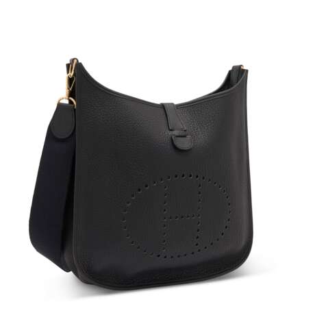 A BLACK FJORD LEATHER ÉVELYNE I WITH GOLD HARDWARE - фото 2