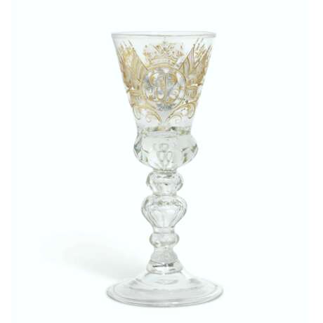 A GLASS GOBLET - фото 1