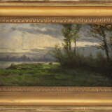 "Paesaggio lacustre" | olio su tavola (cm 20x40) | Firmato in basso a destra | Al retro: siglato; timbro in ceralacca | In cornice - фото 2