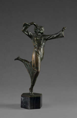 "Danzatrice" | scultura in bronzo (h cm 20) poggiante su base in marmo | Firmata alla base | (diffeti) - Foto 1