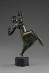 "Danzatrice" | scultura in bronzo (h cm 20) poggiante su base in marmo | Firmata alla base