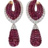 VAN CLEEF & ARPELS RUBY AND DIAMOND `MYSTERY-SET` PENDANT-EARRINGS - фото 1