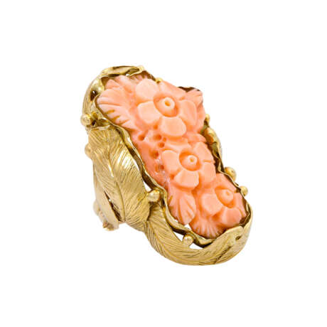 Ring mit floral geschnittener Koralle, - фото 1