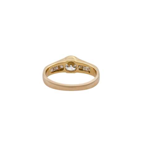 Ring mit Diamanten zus. ca. 1,3 ct, - photo 4