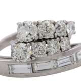 Ring mit 12 Diamanten von zus. ca. 2,1 ct, - photo 5