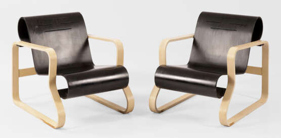 Paar "Paimio" Sessel nach einem Entwurf von Alvar Aalto - Foto 1