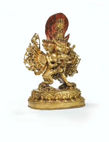 STATUE DE DIVINITE TANTRIQUE EN BRONZE DORE - photo 1