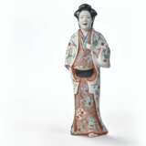 FIGURE DE BIJIN EN PORCELAINE ARITA - фото 1