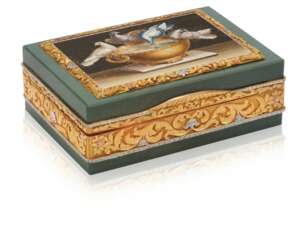 A RUSSIAN VARI-COLOUR GOLD HARDSTONE SNUFF-BOX SET WITH A MICROMOSAIC PLAQUE