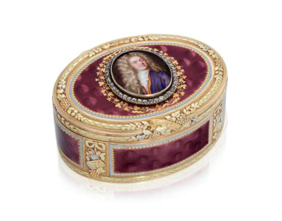 A GERMAN JEWELLED ENAMELLED VARI-COLOUR GOLD SNUFF-BOX - фото 1