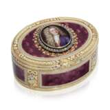 A GERMAN JEWELLED ENAMELLED VARI-COLOUR GOLD SNUFF-BOX - photo 1