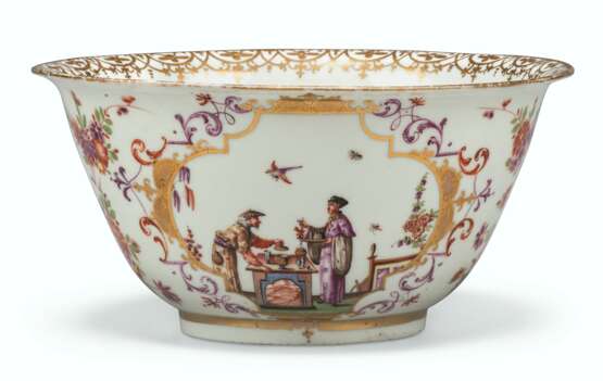 A MEISSEN PORCELAIN CHINOISERIE WASTE-BOWL - Foto 1