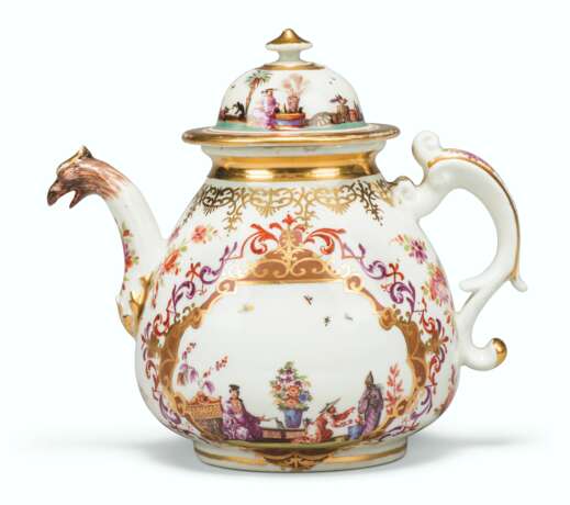 A MEISSEN (K.P.M.) PORCELAIN CHINOSERIE TEAPOT AND COVER - photo 1