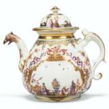 A MEISSEN (K.P.M.) PORCELAIN CHINOSERIE TEAPOT AND COVER - photo 1