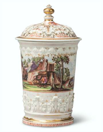 A MEISSEN PORCELAIN BEAKER AND COVER - Foto 1