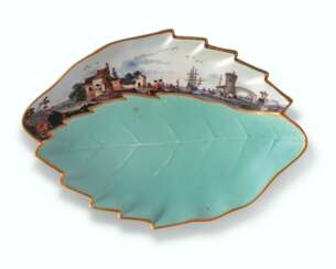 A MEISSEN PORCELAIN TURQUOISE-GROUND LEAF-SHAPED DISH