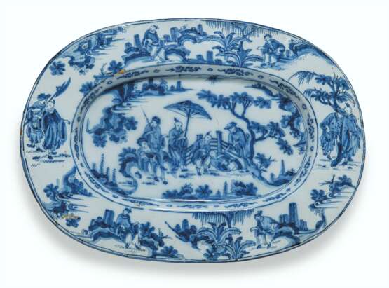 A GERMAN FAYENCE BLUE AND WHITE CHINOISERIE LARGE OVAL DISH - photo 1