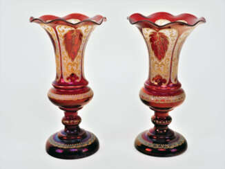 Paar böhmische Vasen