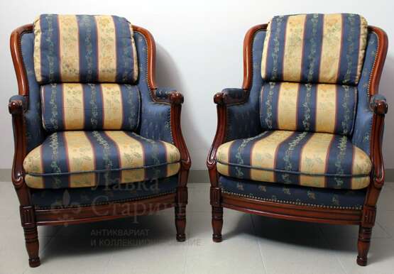 “Set of upholstered furniture” - photo 3