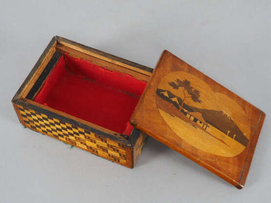 Japanische Holzschatulle, um 1900 - photo 2