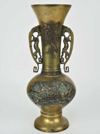 Große Vase, Messing - фото 1