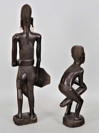 Zwei afrikanische Skulpturen, wohl Makonde, Ebenholz - Foto 2